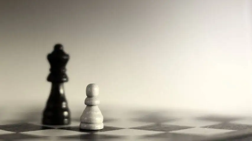比特币减半：矿工博弈与价格影响策略